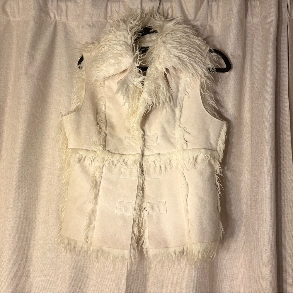 Bebe White Teddy Jacket Plush Faux Fur
